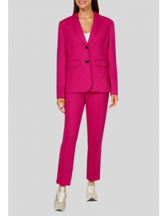 Rožinis kelnių ir švarko...