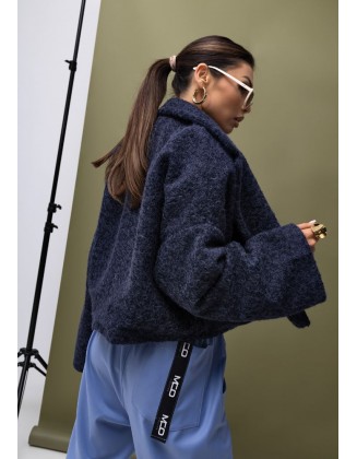 Tamsiai mėlynas trumpas...