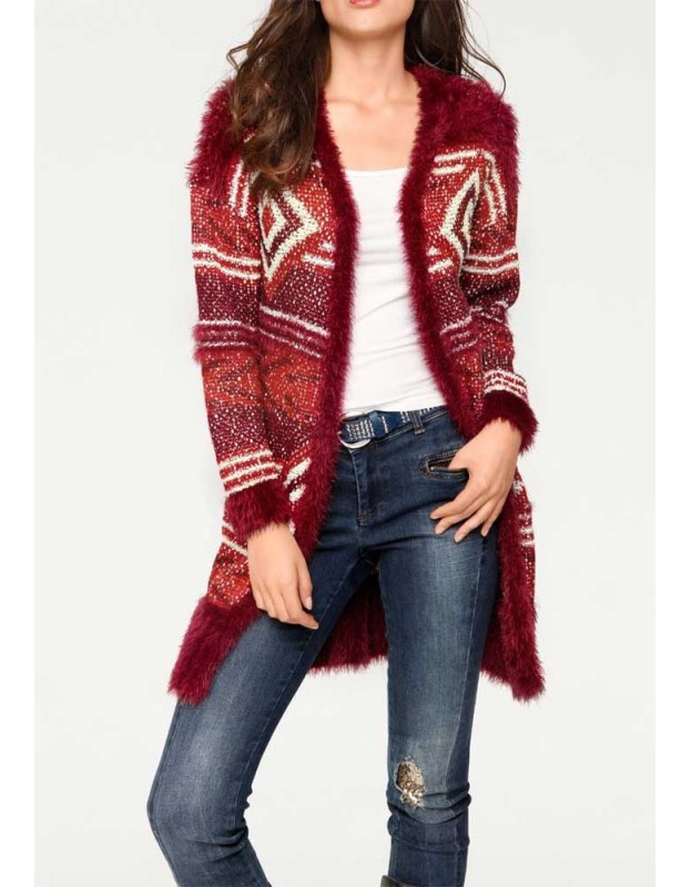 Ilgas raudonas megztinis