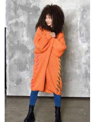 Ilgas oranžinis megztinis...